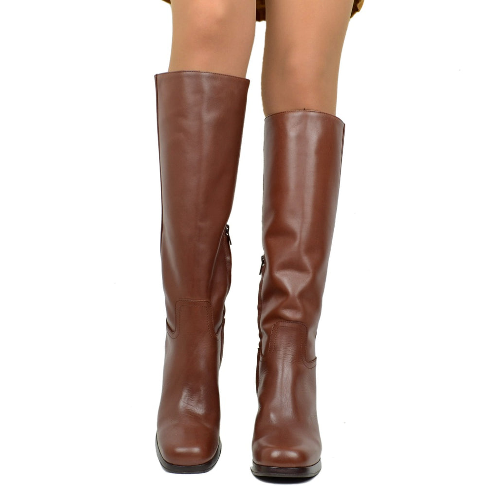 Damenstiefel mit quadratischer Zehenpartie und braunem Lederplateau, hergestellt in Italien - 3