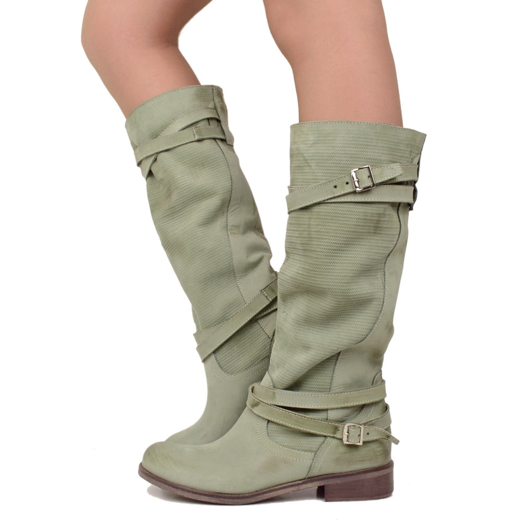 Mintgrüne Damenstiefel aus gerändeltem Nubukleder
