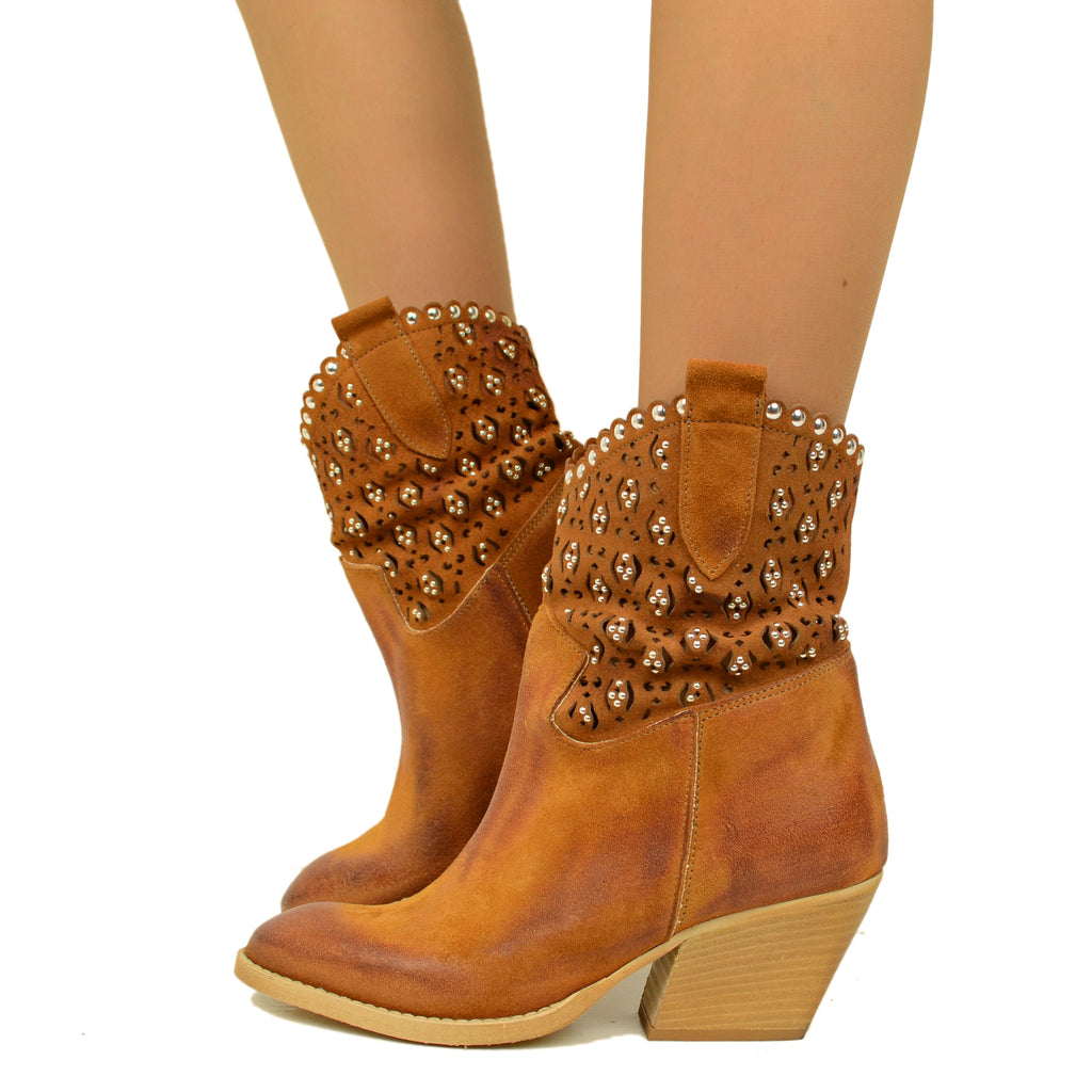 Women's Cowboy Boots in Suede Leather with Studs