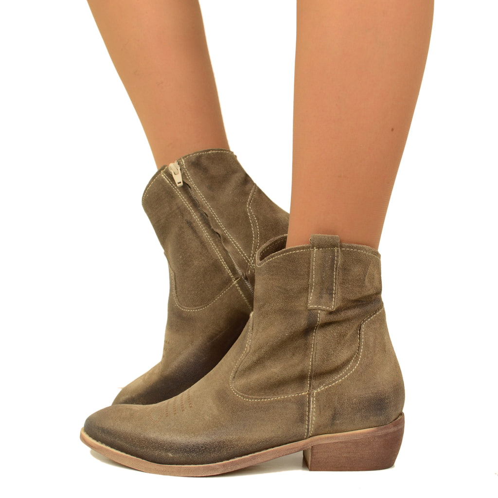 Women's Ankle Boots in Taupe Suede Leather Made in Italy