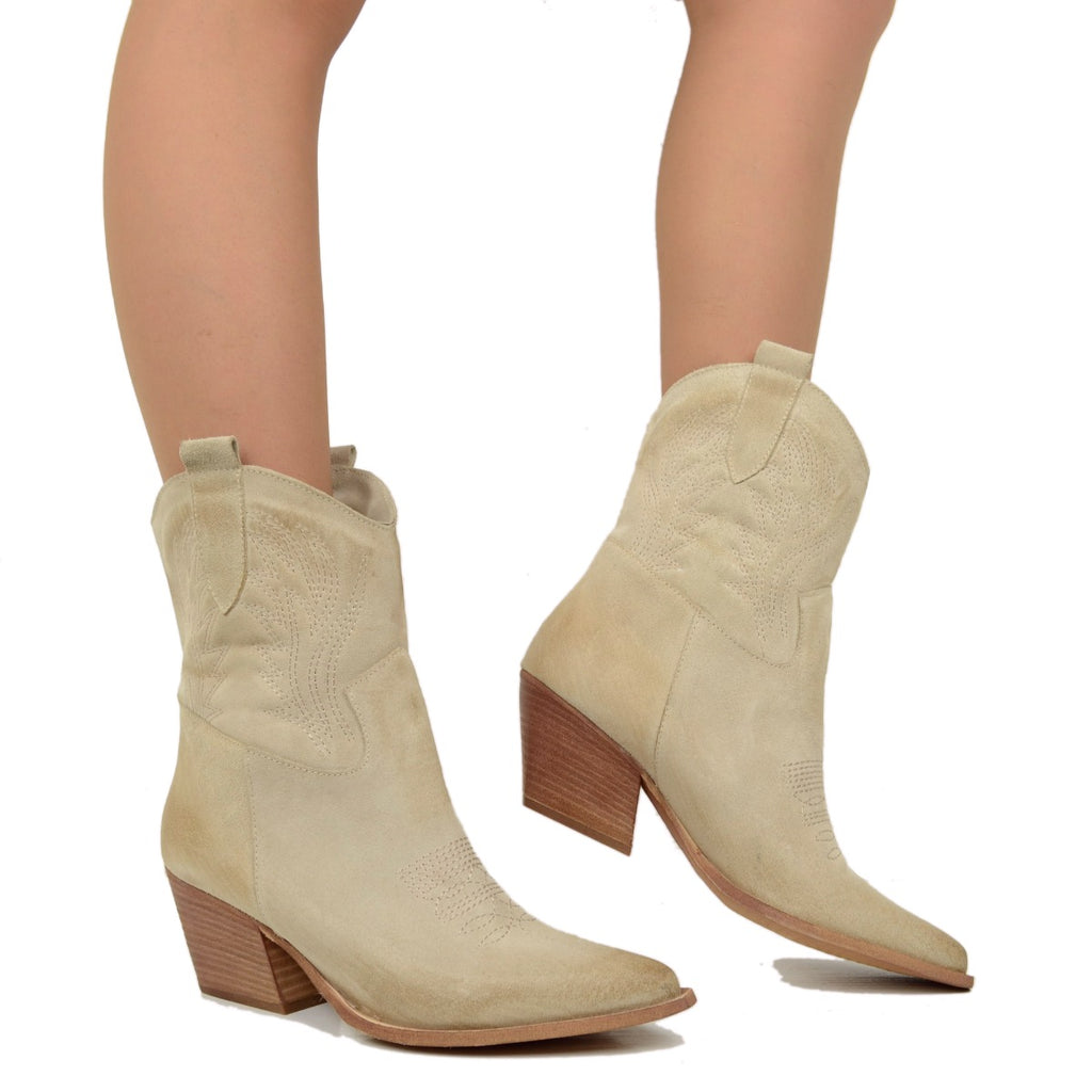 Sommer-Cowboystiefel für Damen aus beigem Wildleder mit Nähten - 4