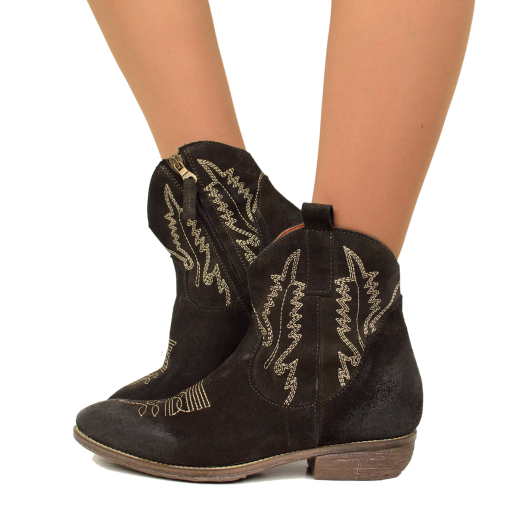 Texan Ankle Boots in Dark Brown Suede Leather